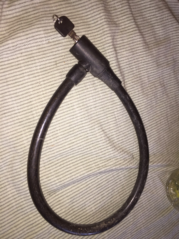 Tonyon , Bike lock chain , 50/50 condition works !!! in Other in City of Toronto - Image 3