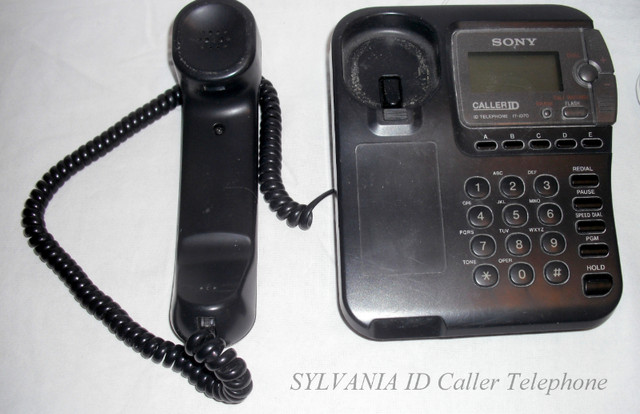 Vintage Sony and Sylvania ID Telephones landline cords wall/desk in Arts & Collectibles in City of Toronto - Image 3