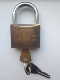 Pad Lock by Papaiz