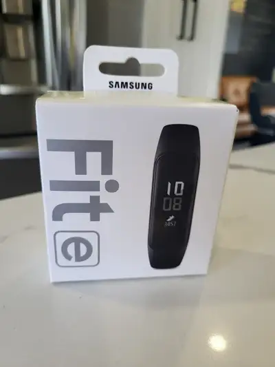 Samsung Galaxy Fit e Brand new in box, View more