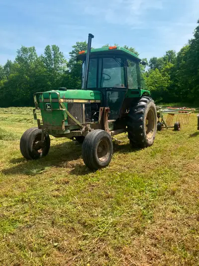 1989 John Deere 2555 for sale! Two wheel drive. Starts and runs good has roughly 8400hrs on it. New...
