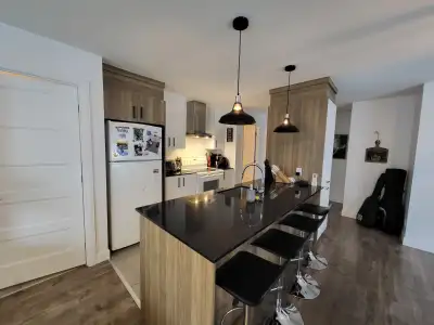 Cession de bail – 4 ½ au rez de chaussée à Saint Nicolas Disponible le 1er septembre 2026 356 rue du...