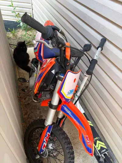 $1000 obo RFZ Dirt bike Kids have no time to ride when they have so much baseball. Don’t not content...