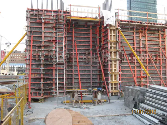 Formwork carpenter 25y experience (looking 4 side work weekends)64961232328065122