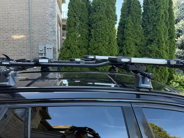 Thule Upride roof bike carriers x2 in Other in St. Catharines - Image 4
