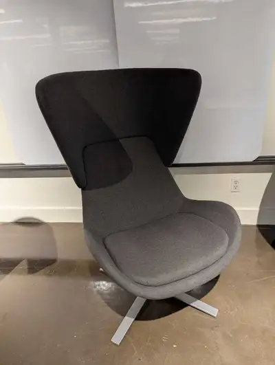 Fauteuil lounge / Lounge chair Orangebox Avi, View more