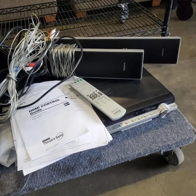 SONY HOME THEATRE SYSTEM in Stereo Systems & Home Theatre in Delta/Surrey/Langley - Image 5