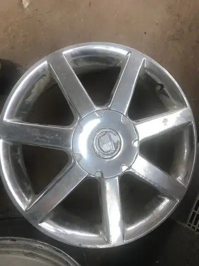 4 Honda and 4 Chevy aluminum rims (used ) for winter rims $200 per set CADILLAC 18” $300, Jeep 18” $...