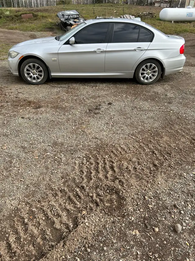 bmw 328 I xdrive in Cars & Trucks in Thunder Bay - Image 3