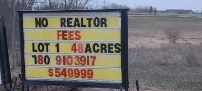 Gas to property lines Lots 1 available 1 x 48 acre parcel 549999$ Corner of Range Road 212 & Townshi...