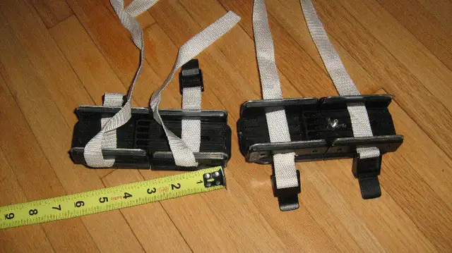 **Tot's Ice Skates, 5 pair ** in Skates & Blades in Calgary - Image 5