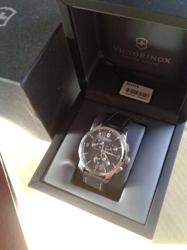 Victorinox Alliance chronograph in Jewellery & Watches in Whitehorse - Image 2