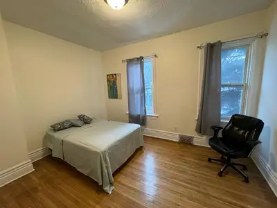 Private room for rent downtown Toronto