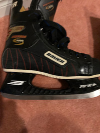 MENS SKATES  (SIZE SEE PICTURE)