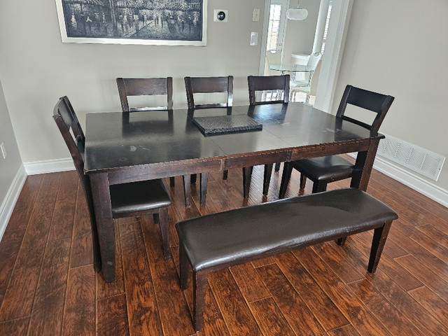 SOLID WOOD DINING TABLE WITH 6 CHAIRS | Dining Tables & Sets | City of  Toronto | Kijiji