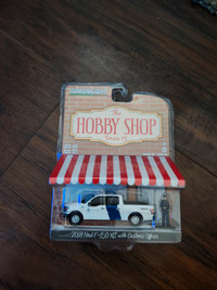 Greenlight 1:64  the hobby Shop series 15 2018 ford F-150 XLT