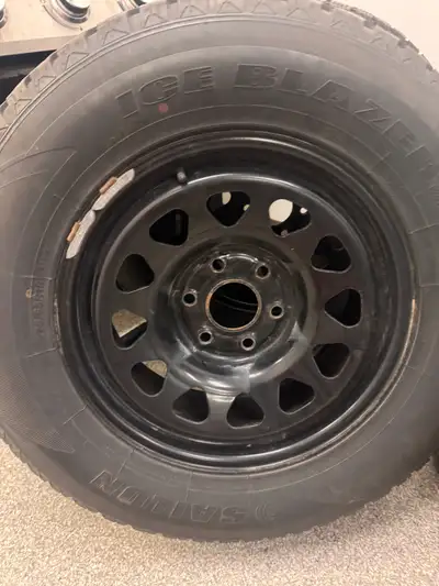 4- ice blazer sailun WST2LT 275-65RI8 winter tires- on rim, View more