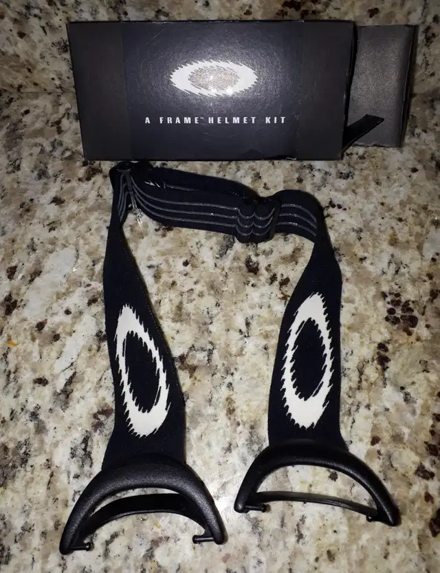 Sunglasses strap for Oakley ski goggles628637304979231225