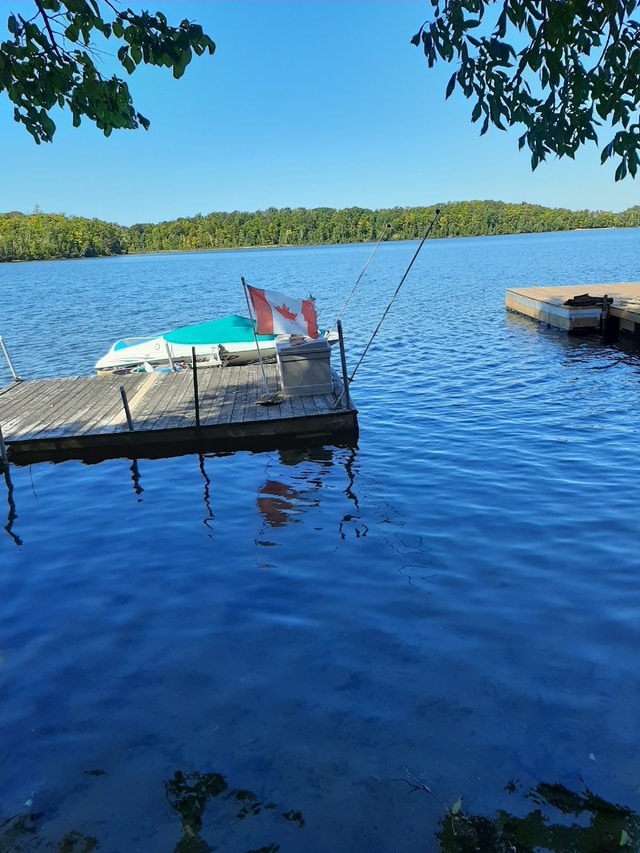 1997 travelaire 38 foot . rare waterfront site or just trailer Land for Sale Owen Sound Kijiji