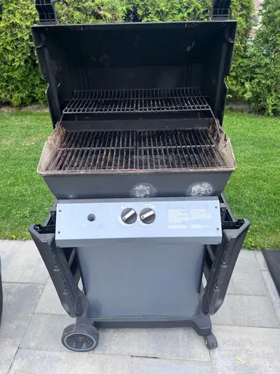 BBQ sur roulettes , View more