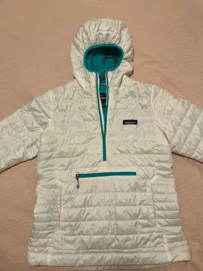 Patagonia women’s Bevy with Hood NEW $170, View more