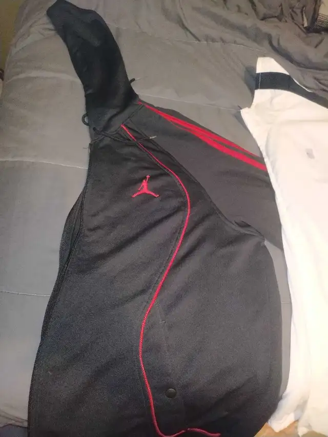 Jordan zip up hoodie and Nike jacket in Men's in Cape Breton - Image 2