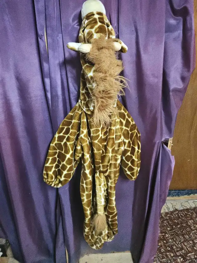Costume Girafe pour enfant 3-5 ans in Costumes in Sherbrooke - Image 5