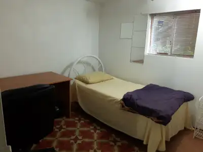 FURNISHED ROOM AVAILABLE NOW STUDENTS PREFERRED Furnished (Private) bedroom available in Furnished L...