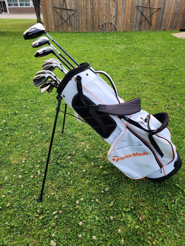 TAYLORMADE R7 RIGHT Golf Clubs & Bag CALLAWAY Driver Golf St