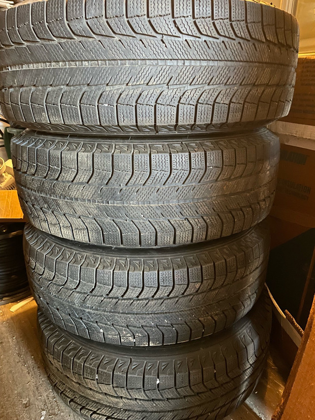 Michelin Snow Tires in Tires & Rims in Peterborough