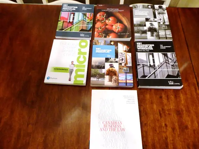 7 Textbooks Key Accounting Principles, Canadian Business Law ++ in Textbooks in Kitchener / Waterloo - Image 2