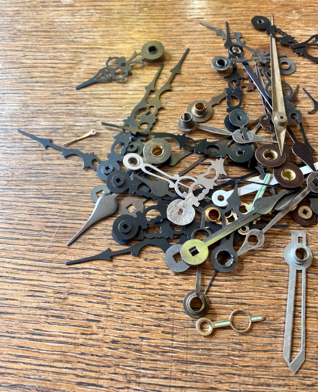 Large Group of Antique Vintage Clock Hands Arts & Collectibles