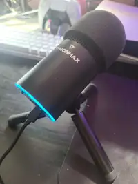 Thoronmax USB-C Microphone.