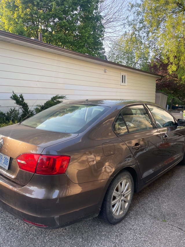 2012 vw Jetta Cars & Trucks Kingston Kijiji