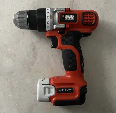 Black & Decker 12 V Drill, View more