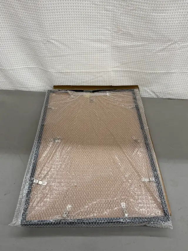 upsimples 16x24 Picture Frame in Arts & Collectibles in Hamilton - Image 9