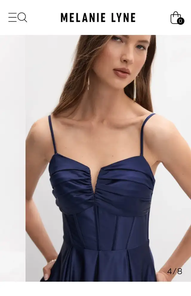 Gorgeous satin grad dress with pockets in Women's - Dresses & Skirts in Edmonton - Image 5