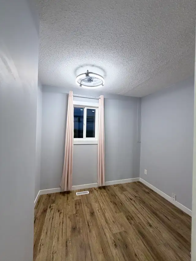 3 beds 1baths in Long Term Rentals in La Ronge - Image 7