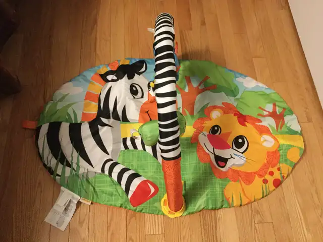 BABY PLAY MAT in Playpens, Swings & Saucers in City of Halifax - Image 2