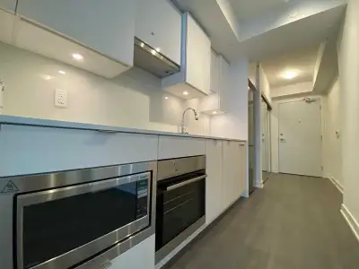 1 BEDROOM+DEN Condo for RENT All Included @YONGE & EGLINTON