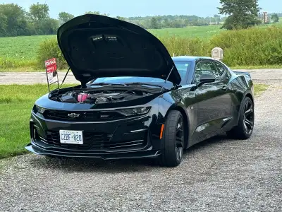 Rare find - 2023 Camaro 2SS with 1LE track package. 22,100 kms, like new, not driven in rain and gar...