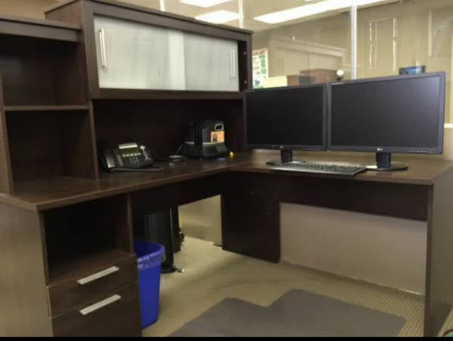 Office desks in Desks in Mississauga / Peel Region - Image 4