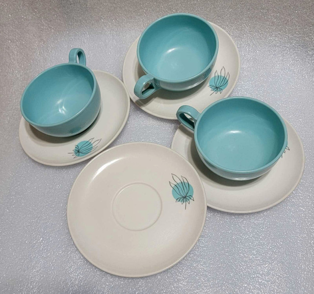 Florence melmac cups and saucers in Kitchen & Dining Wares in Hamilton - Image 2