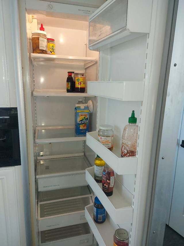 Built in refrigerator and freezer  in Refrigerators in Leamington - Image 4