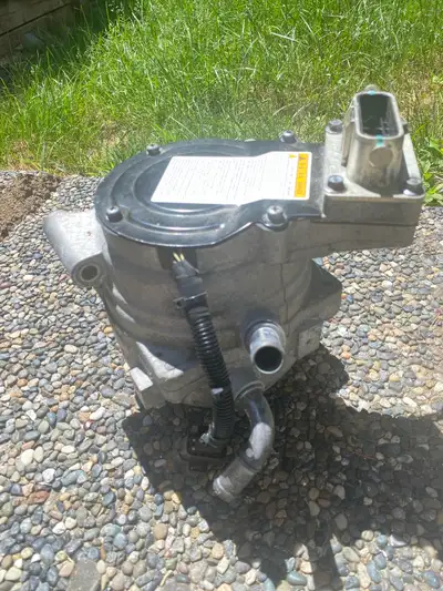 11-15 Hyundai Kia sonata optima hybrid alternator generator OEM, please refer to pictures or number...