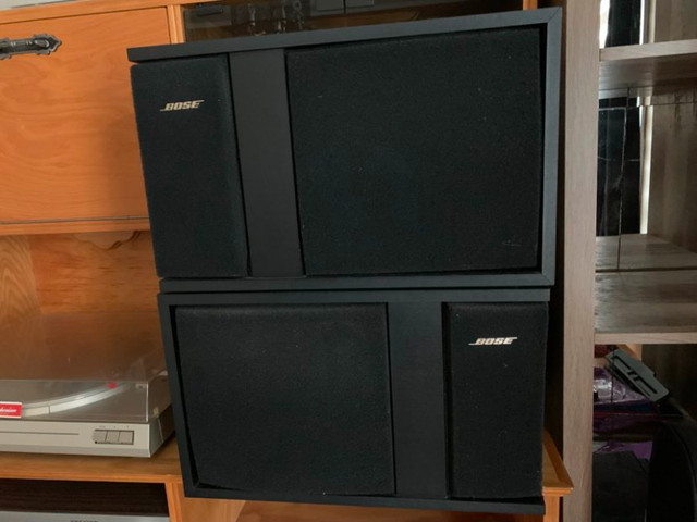 Caisse BOSE 301 in Speakers in St-Georges-de-Beauce