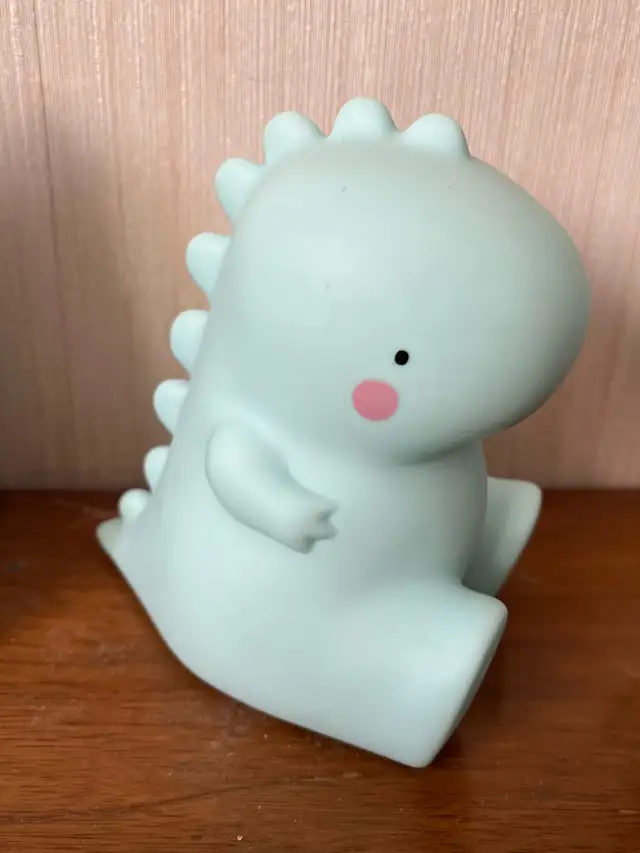 Dinosaur nightlight (wireless) in Other in Calgary - Image 4