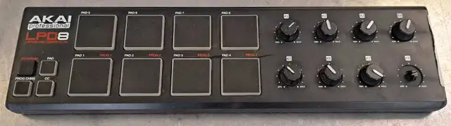Akai LPD8 Midi Controller (3179958) in Performance & DJ Equipment in Calgary - Image 2