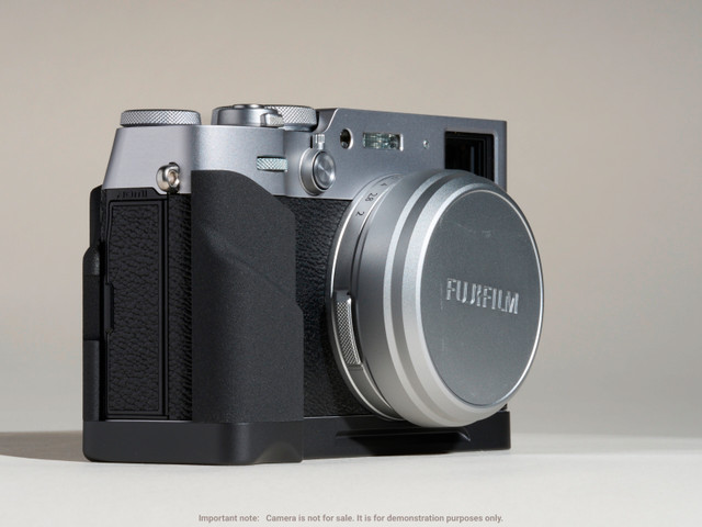 Best grip for X100VI. AGX106. Made in Canada in Cameras & Camcorders in Chatham-Kent - Image 3