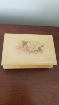 Vintage Alabaster Italian Pink Rose  Box